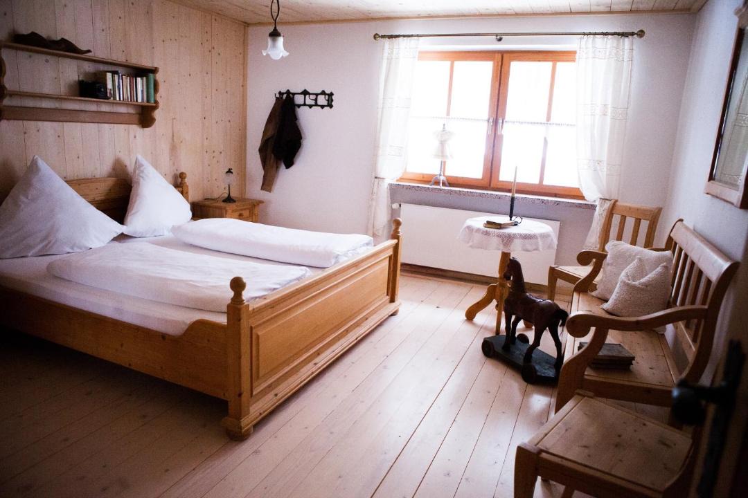 Photo of Bedroom in Lam
