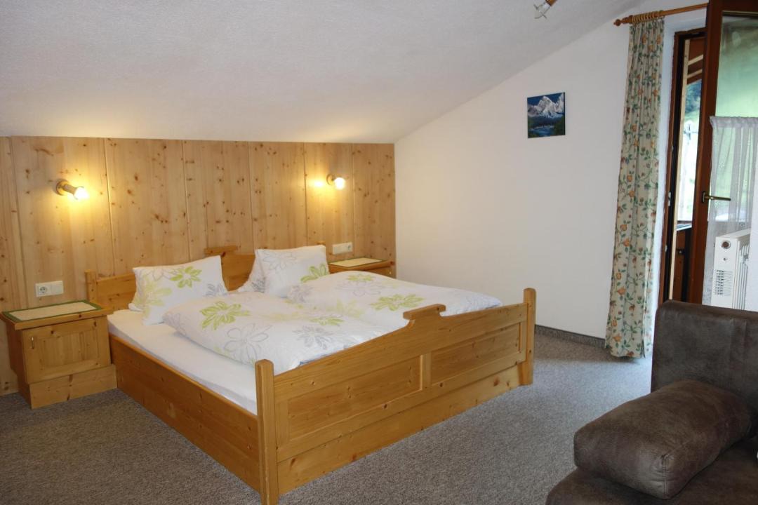 Photo of Bedroom in Sankt Leonhard im Pitztal