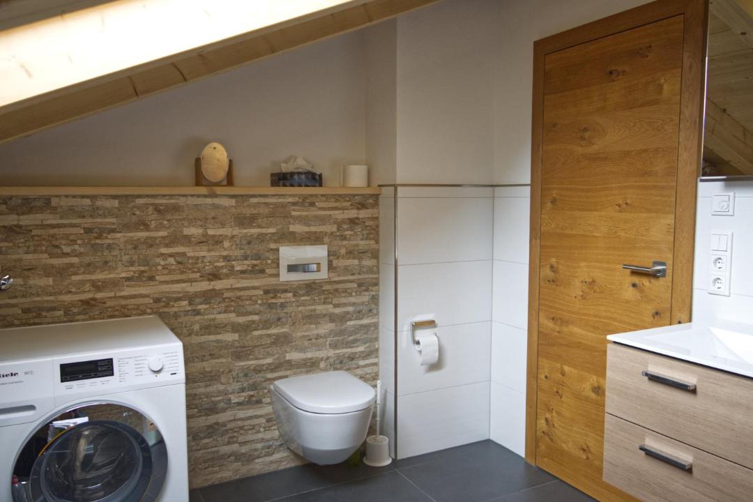 Photo of Bathroom in Farchant
