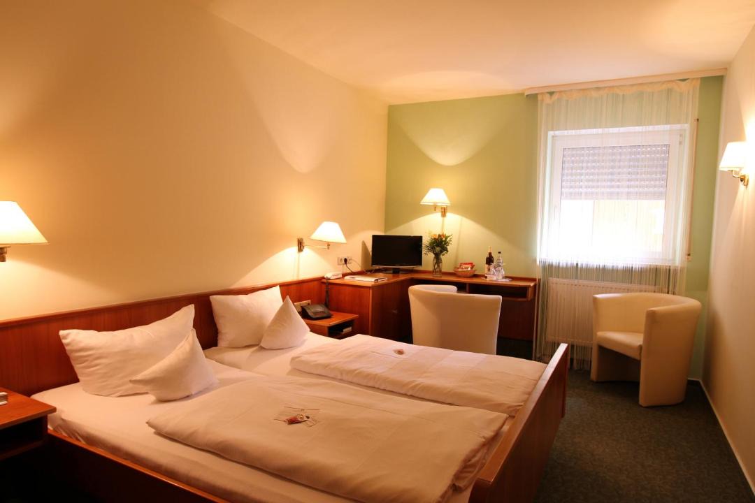 Photo of Bedroom in Roth