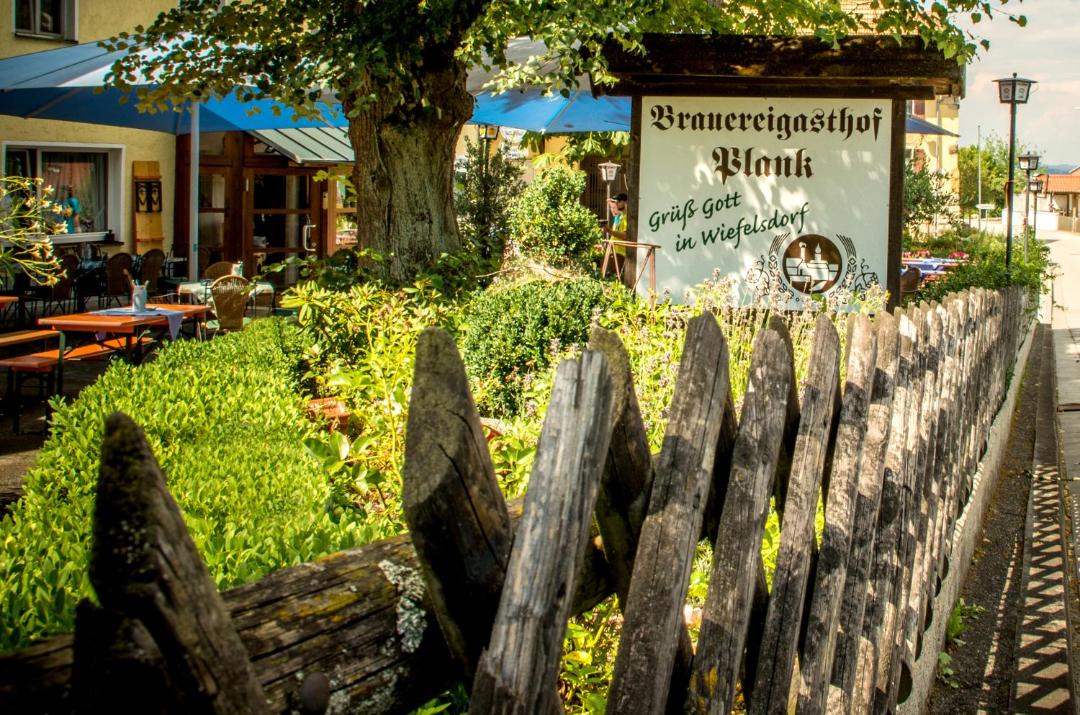 Photo of Others in Wiefelsdorf