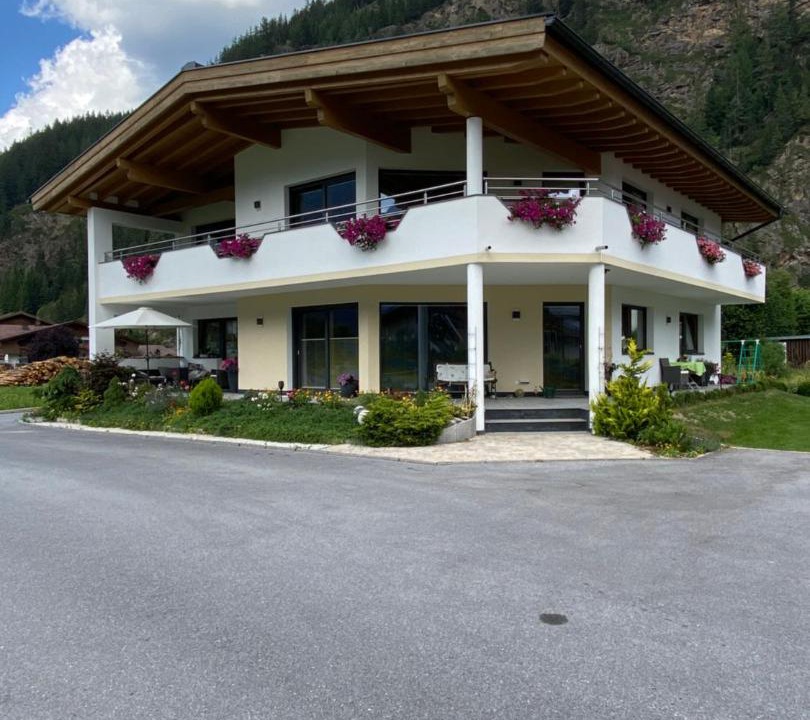 Photo of Buildings in Unterlaengenfeld