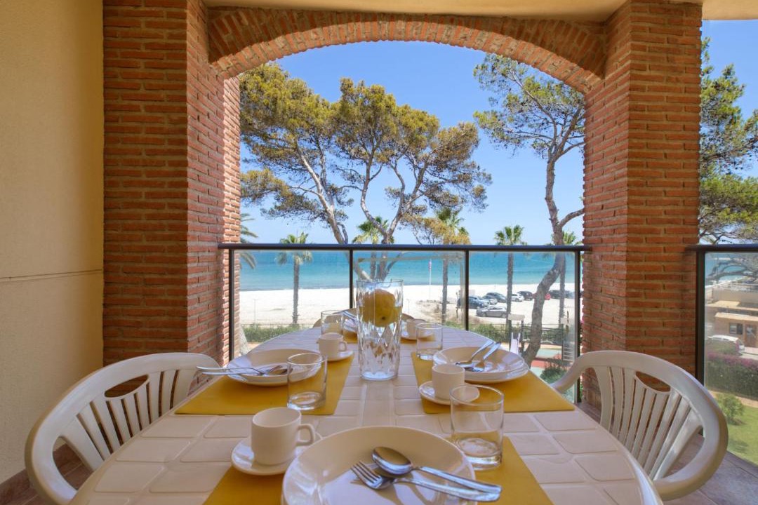Photo of Patio Balcony in Almadrava Beach