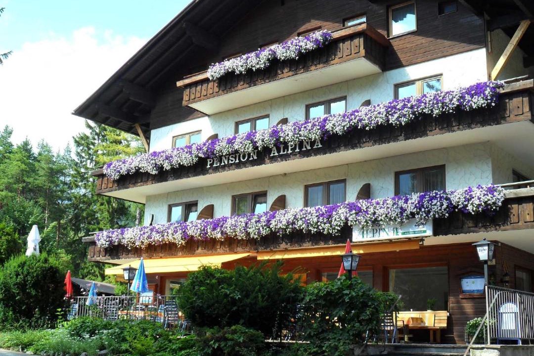 Photo of Buildings in Obsteig