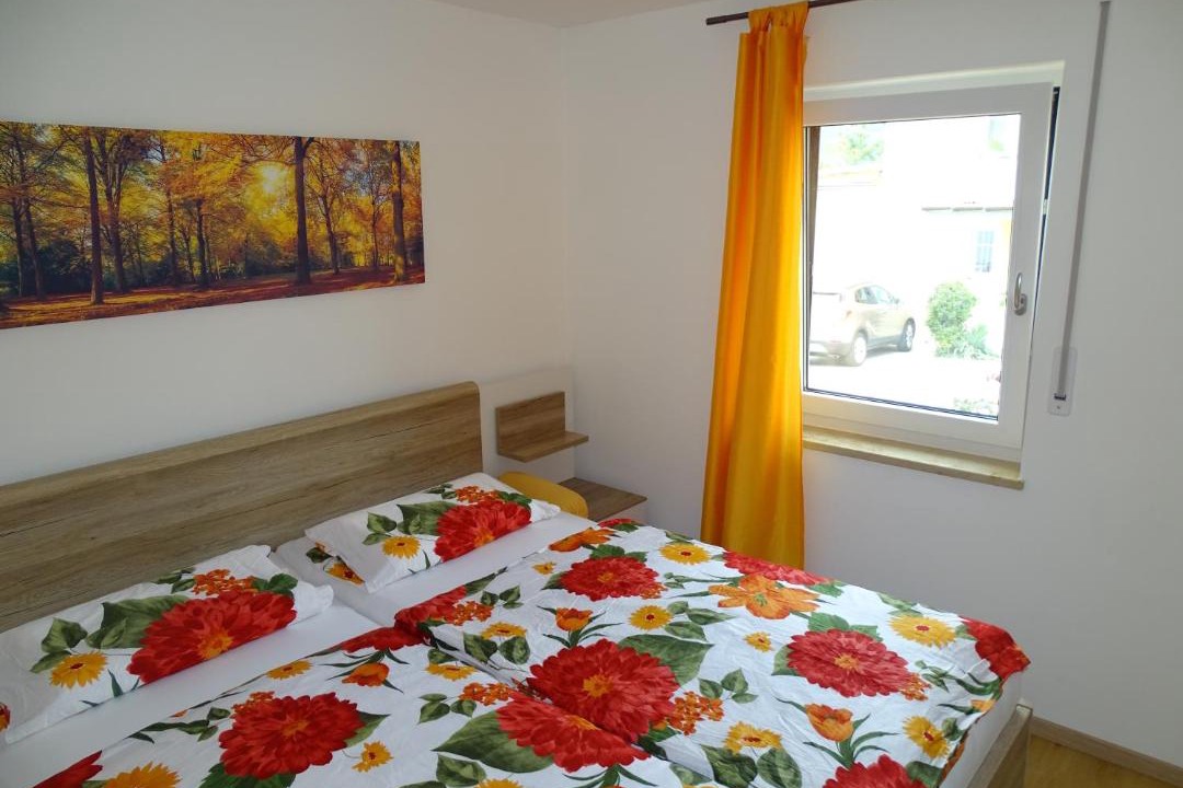 Photo of Bedroom in Lalling