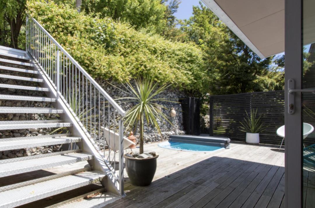 Photo of Patio Balcony in Arthur's Point