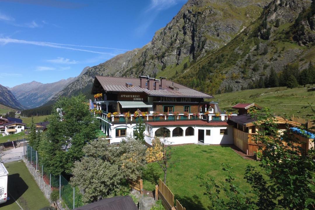 Photo of Others in Mandarfen