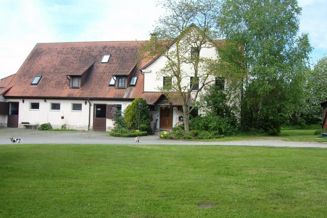 Photo of Buildings in Neureuth
