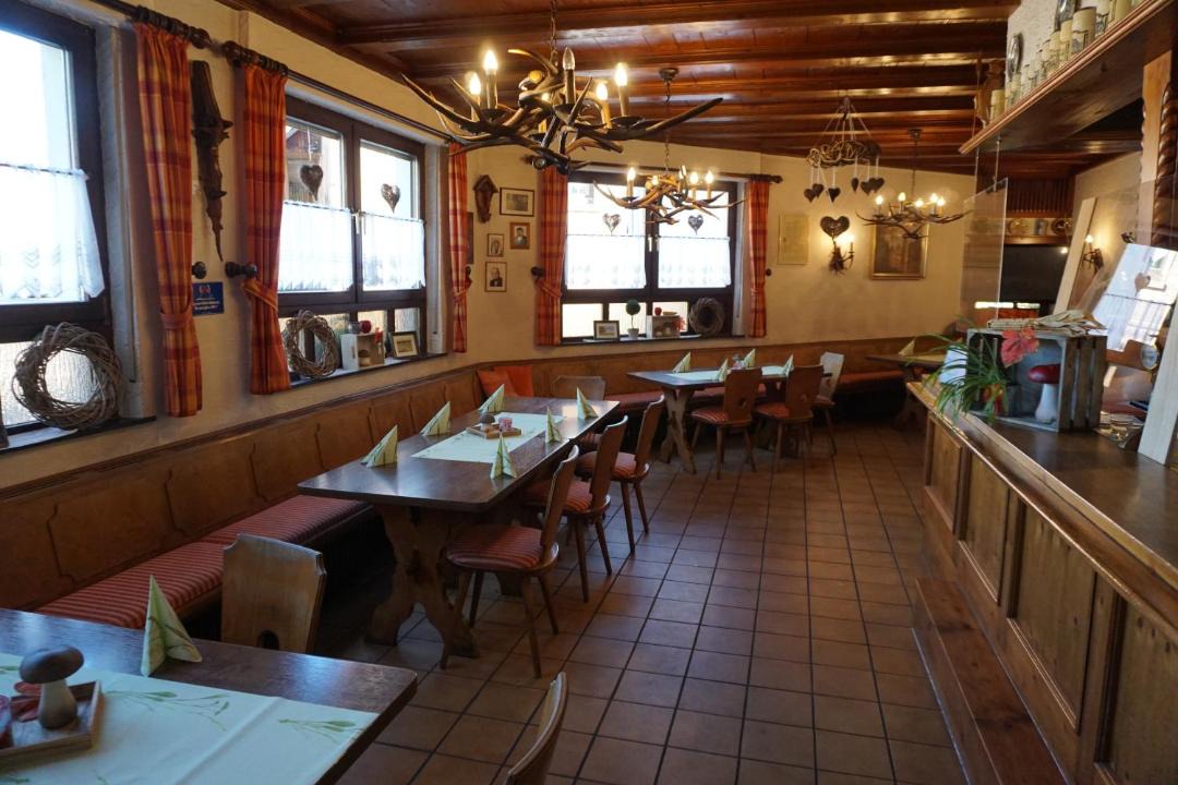 Photo of Others in Mespelbrunn