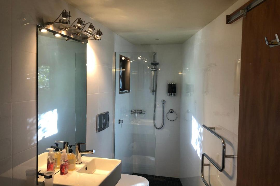 Photo of Bathroom in Sunshine Bay