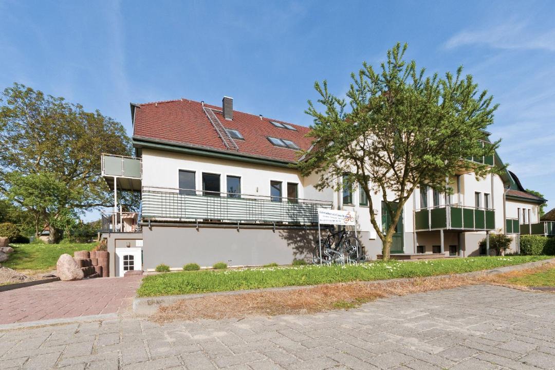 Photo of Others in Alt Reddevitz