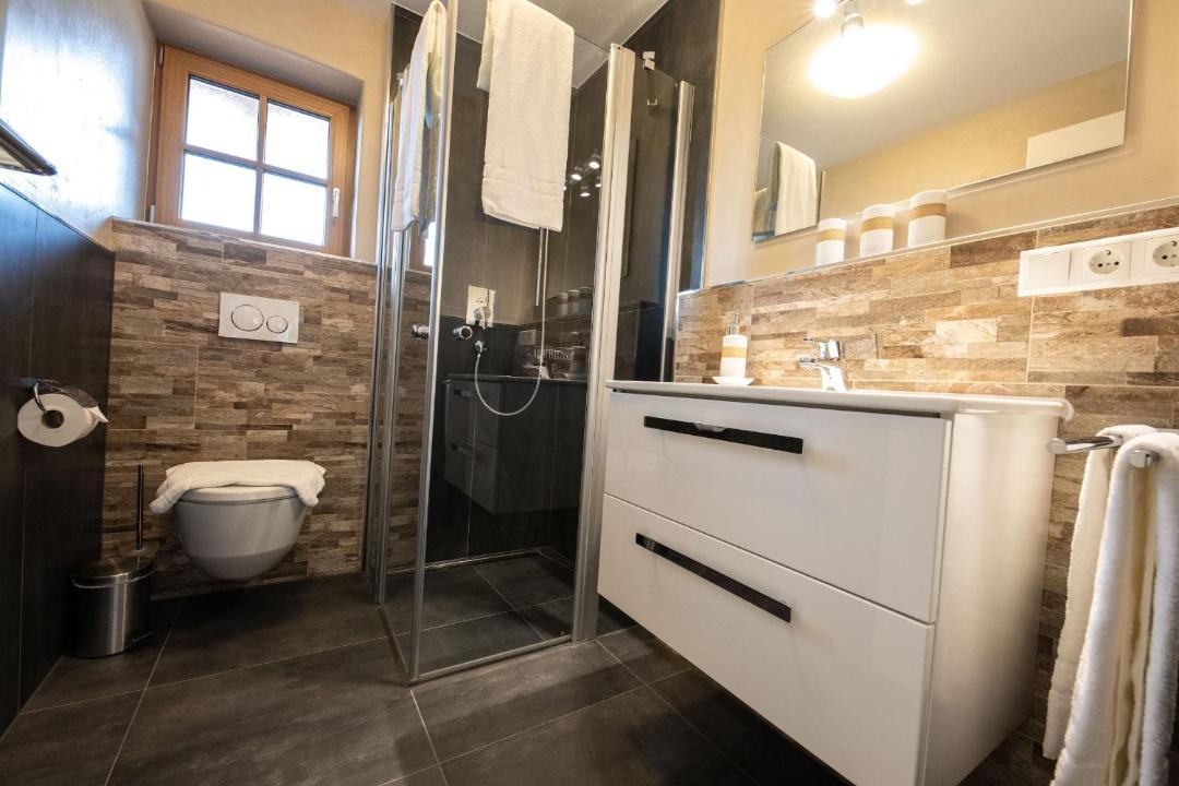 Photo of Bathroom in Farchant