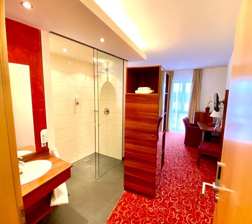 Photo of Bathroom in Lenting