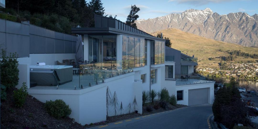 Photo of Others in Queenstown