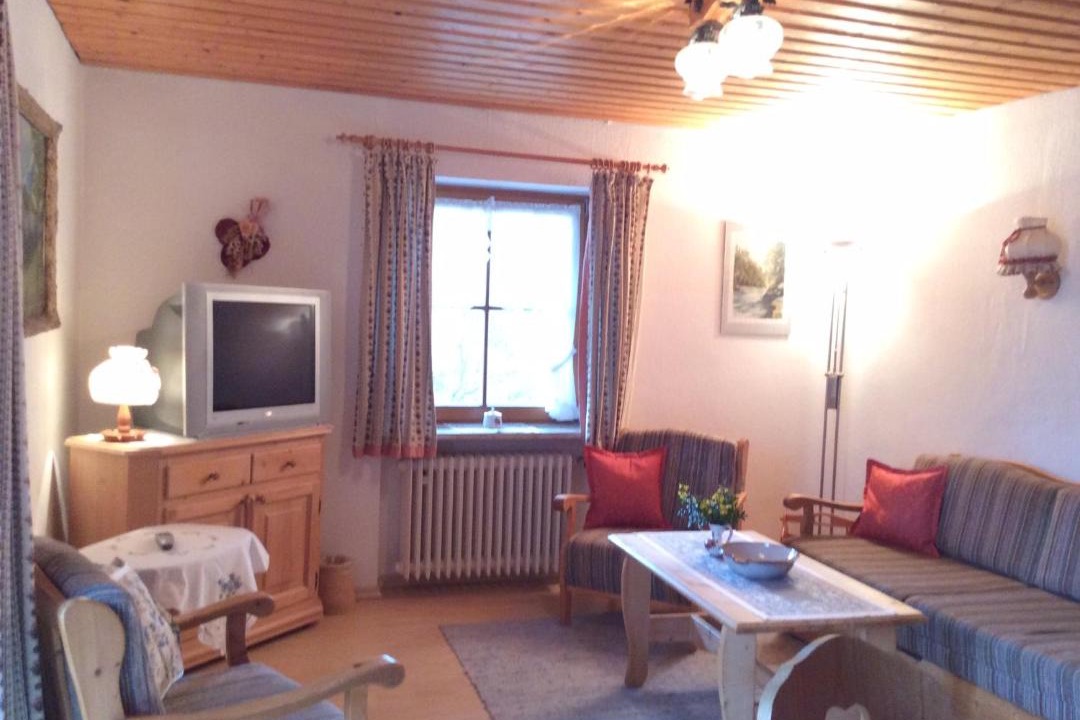 Photo of Livingroom in Ettenhausen