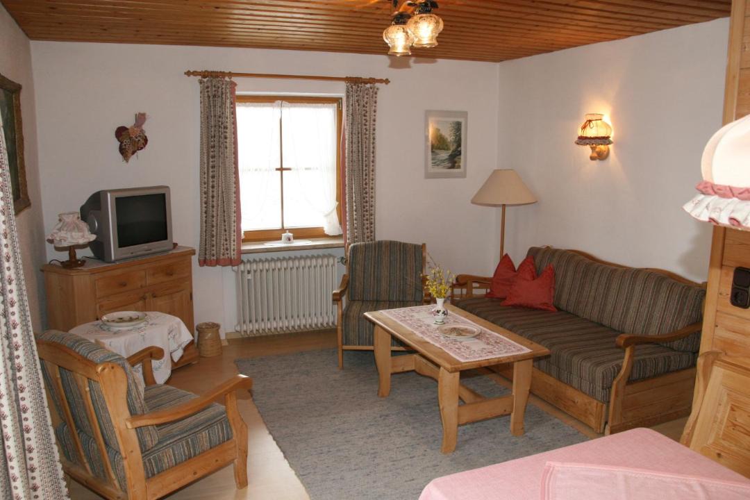 Photo of Livingroom in Ettenhausen