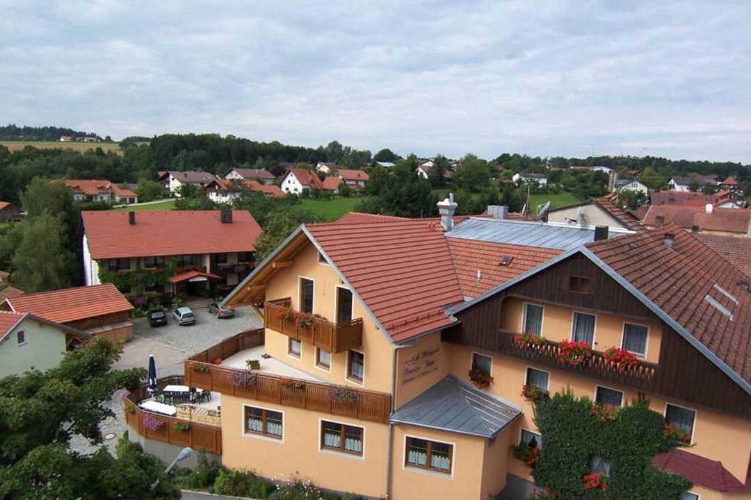 Photo of Others in Michelsneukirchen