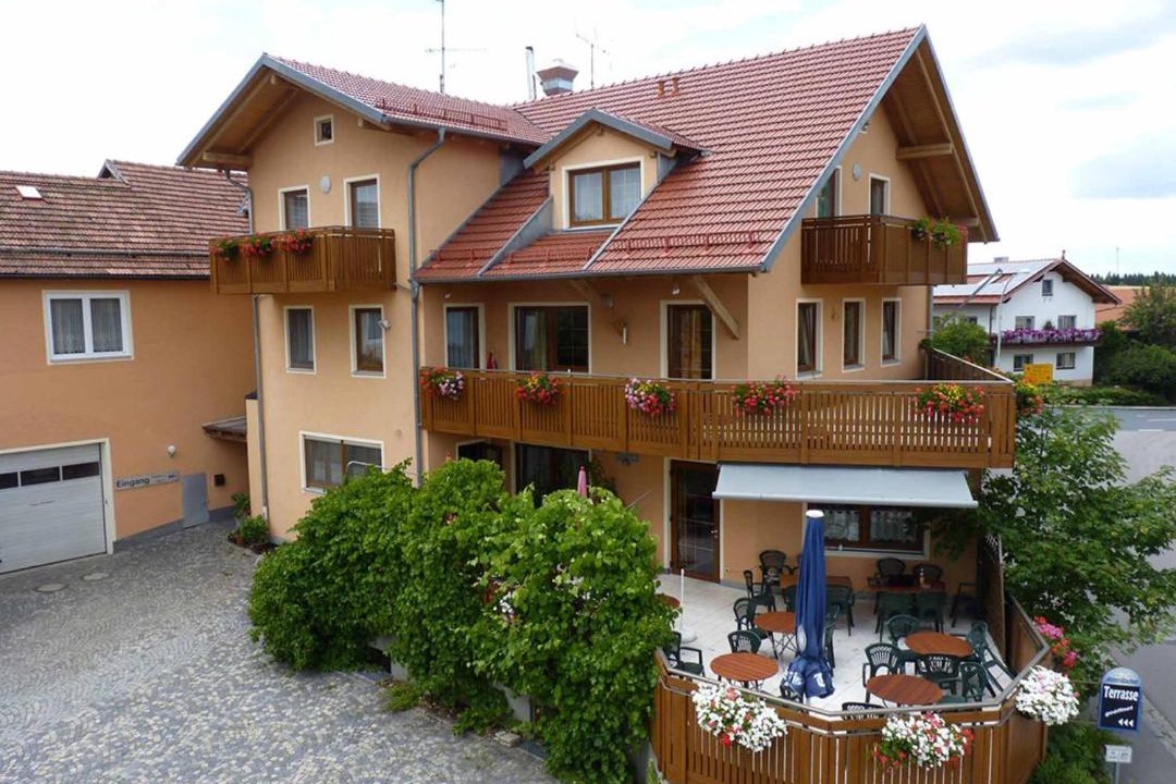 Photo of Others in Michelsneukirchen