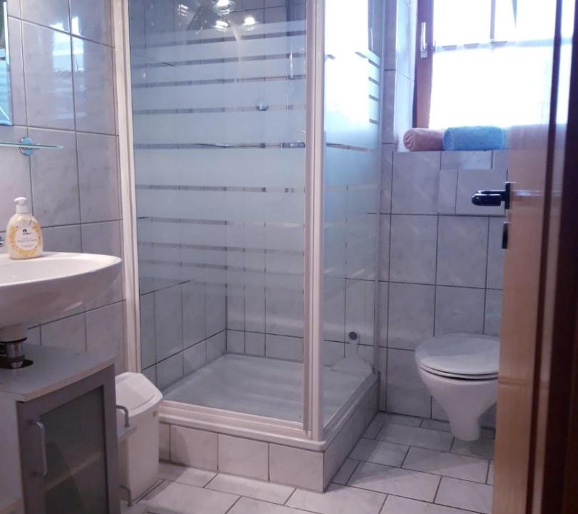 Photo of Bathroom in Horn