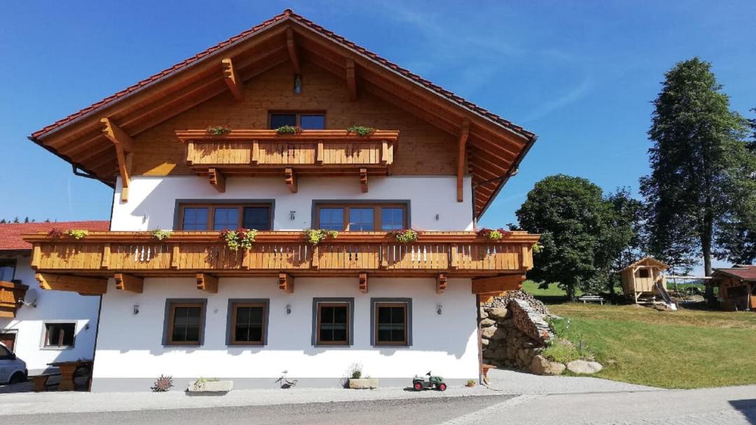 Photo of Others in Bobrach