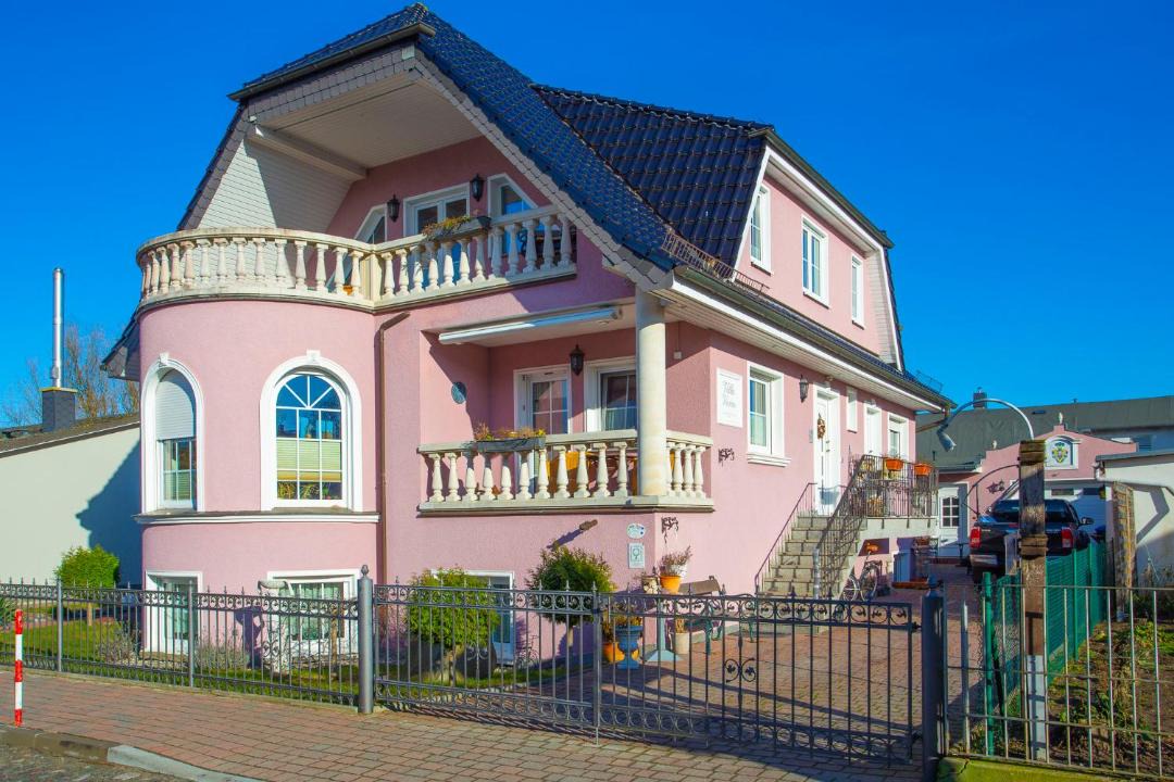 Photo of Buildings in Gohren