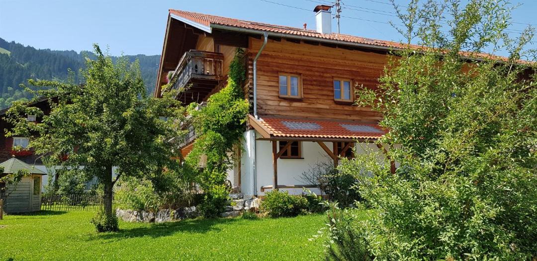 Photo of Buildings in Bolsterlang