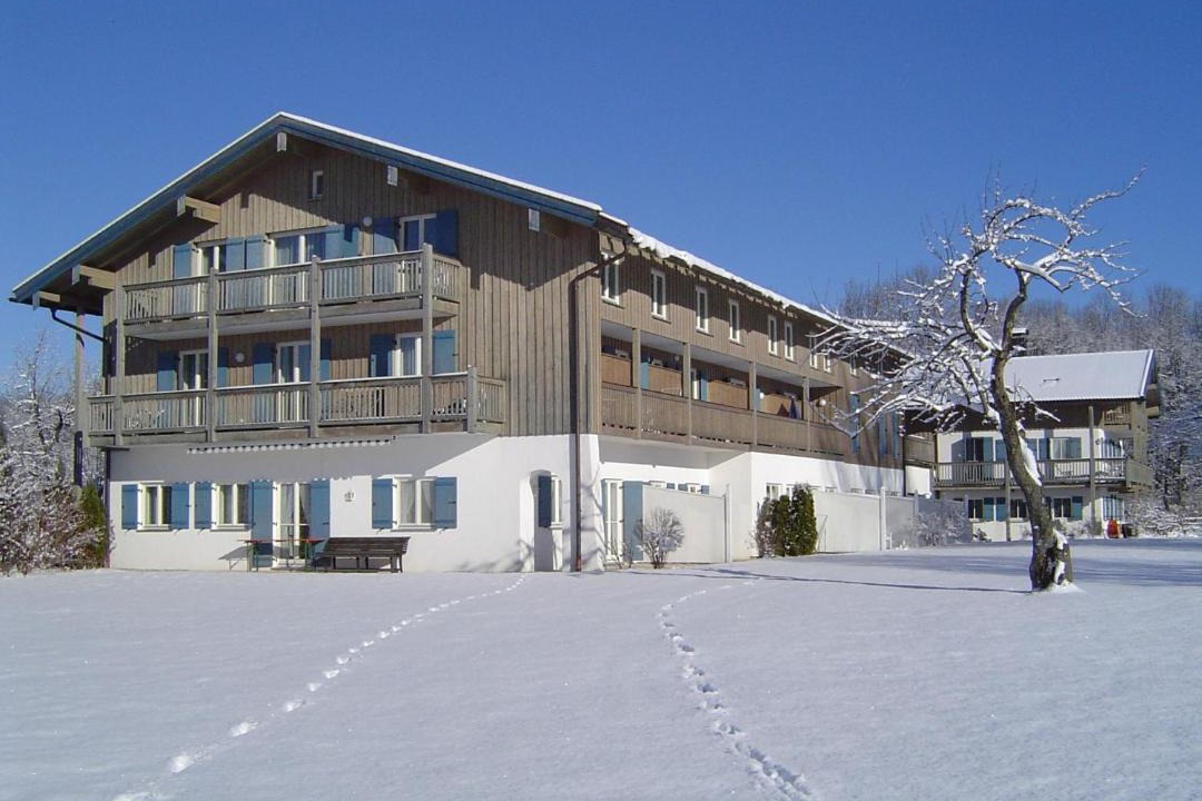 Photo of Others in Uebersee