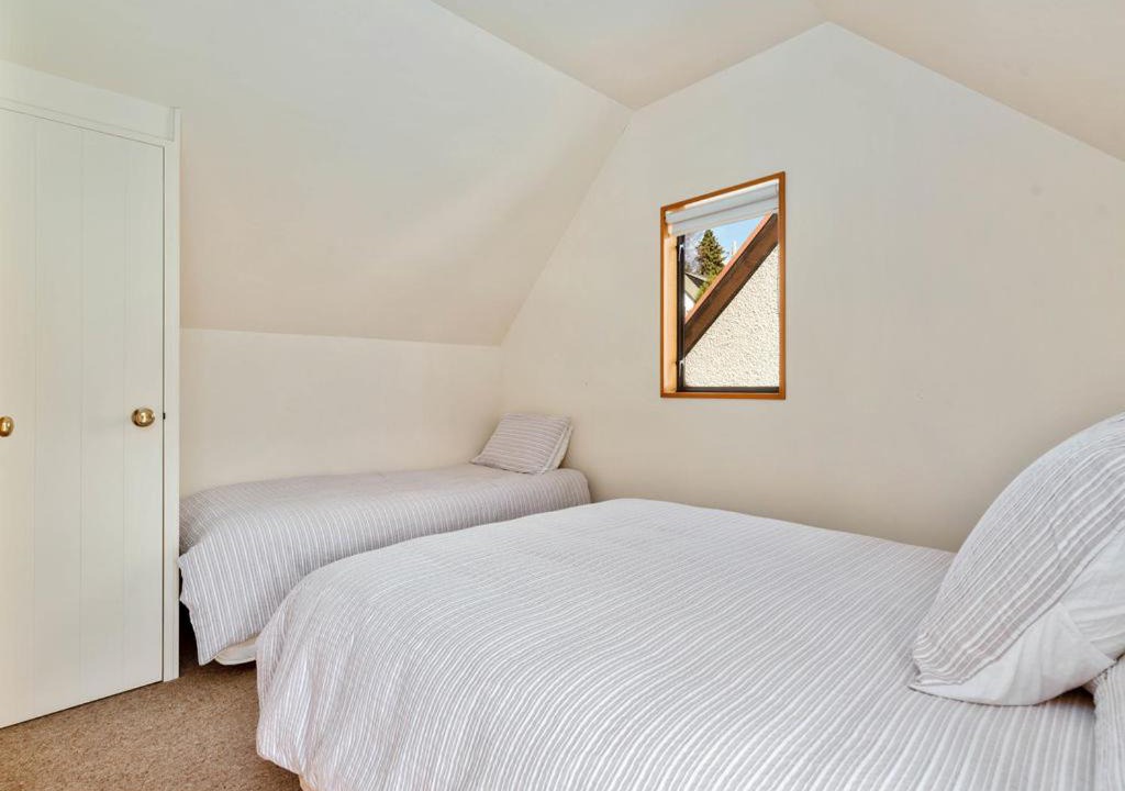 Photo of Bedroom in Kelvin Heights