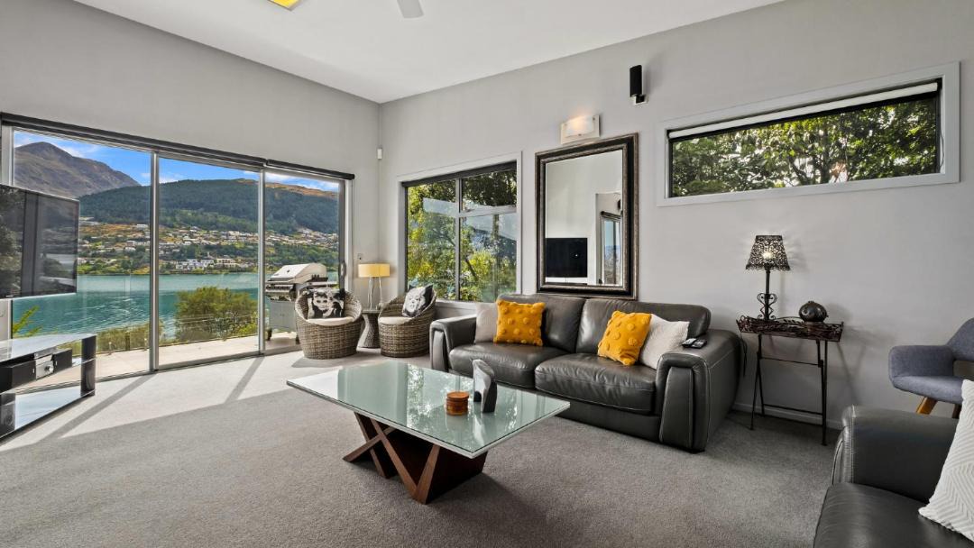 Photo of Livingroom in Kelvin Heights