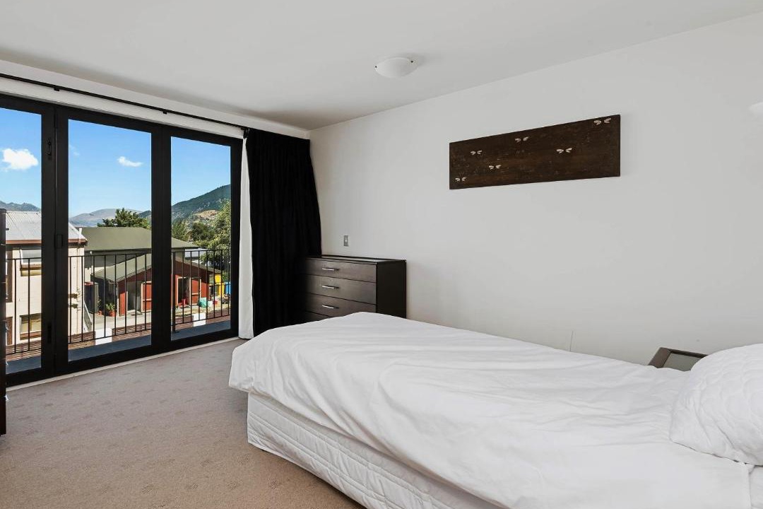 Photo of Bedroom in Queenstown