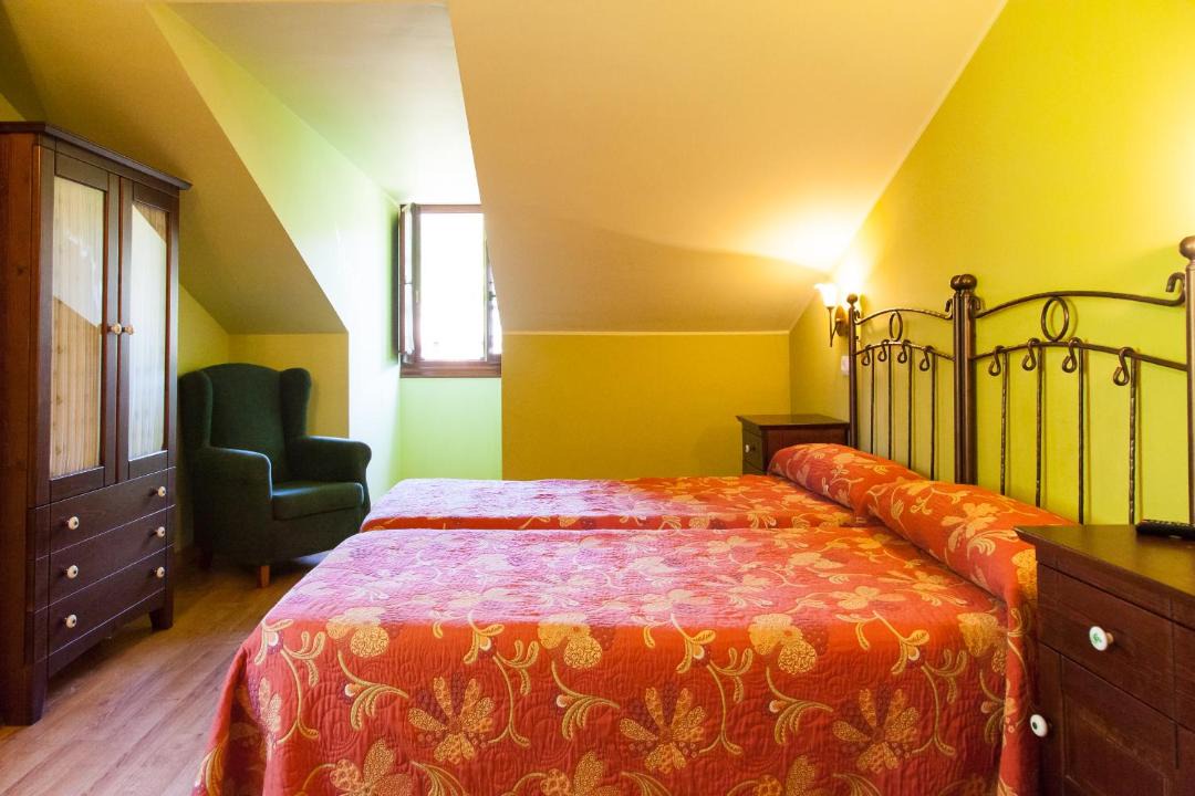 Photo of Bedroom in Esles