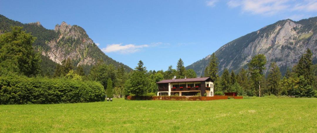 Photo of Others in Winkl