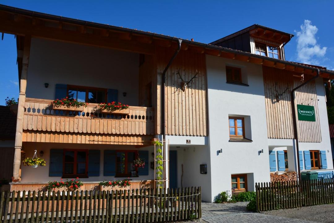 Photo of Buildings in Horn