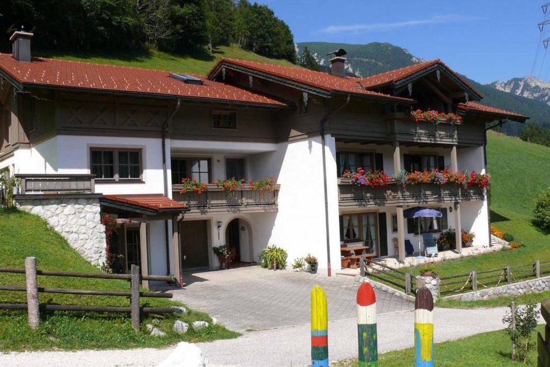 Photo of Others in Schneizlreuth