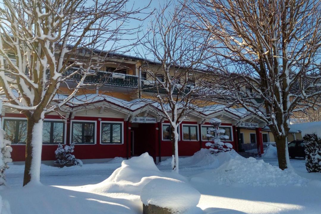 Photo of Buildings in Maibrunn