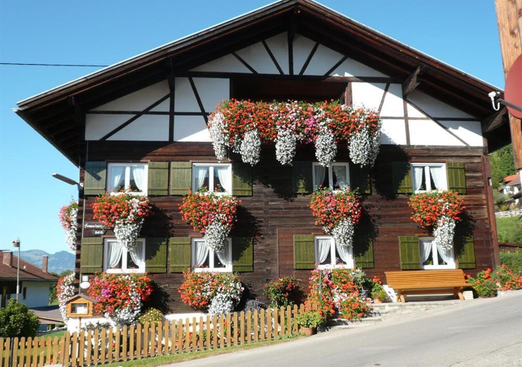 Photo of Others in Vorderhindelang