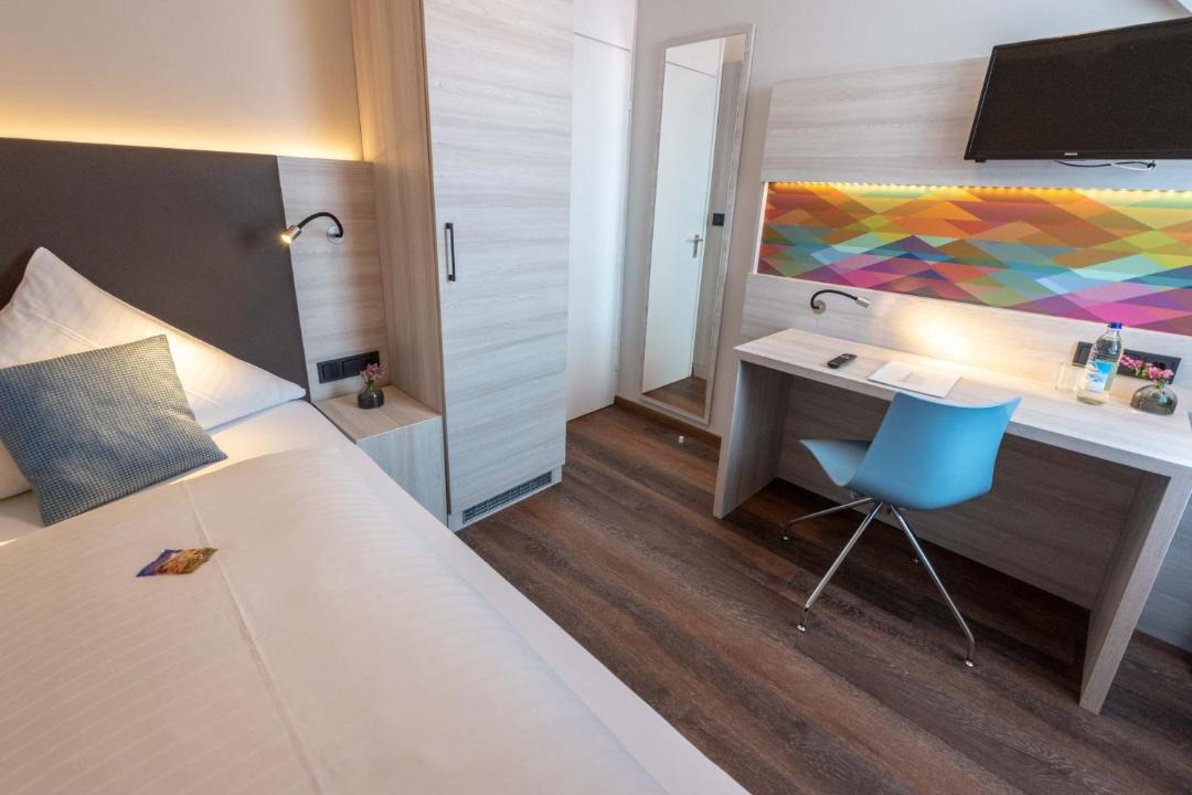 Photo of Bedroom in Schwanthalerhohe