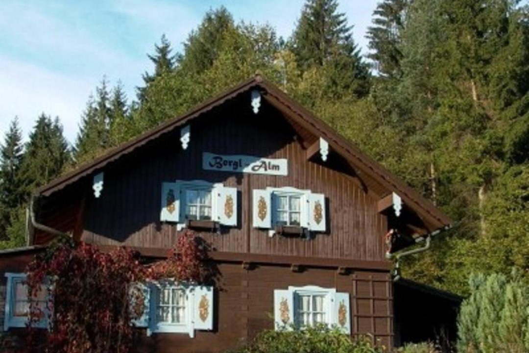 Photo of Buildings in Bobrach