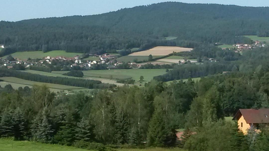Photo of Others in Arrach