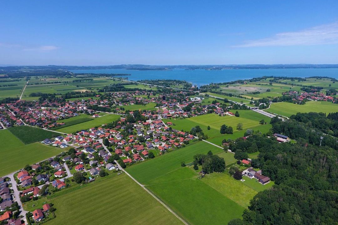 Photo of Others in Uebersee