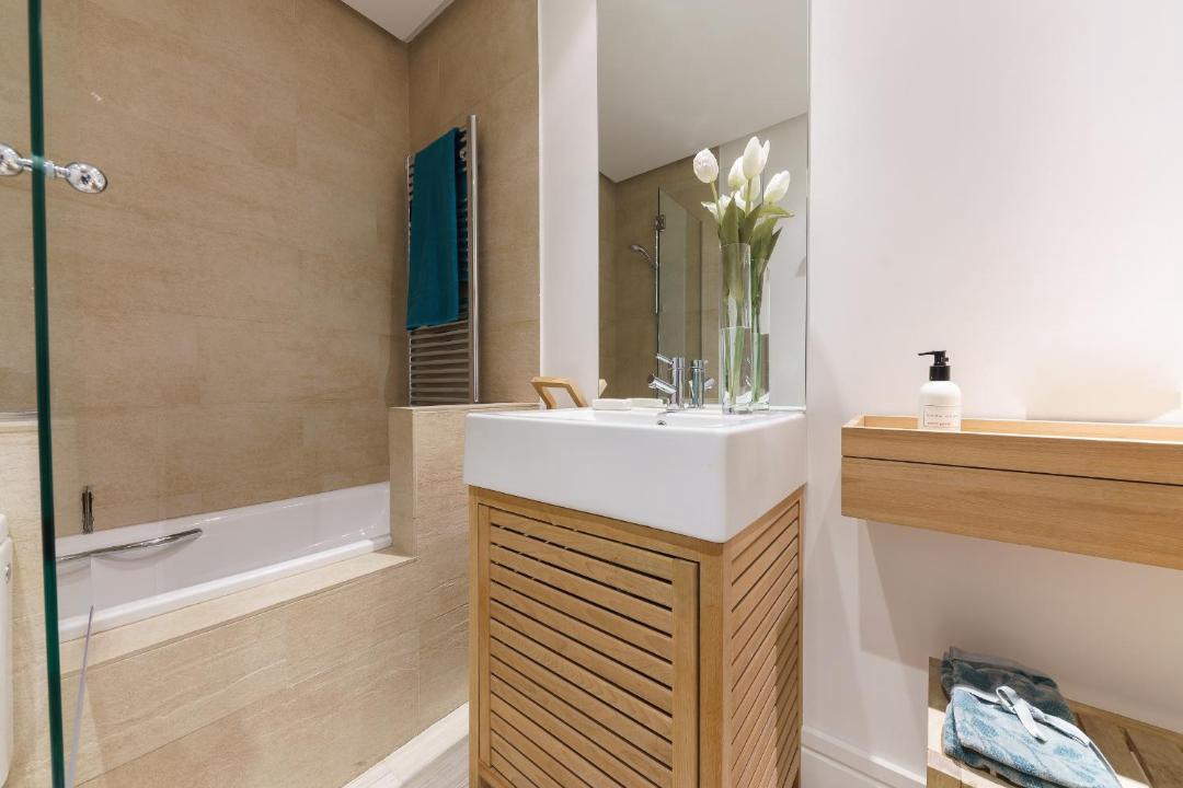 Photo of Bathroom in Recoletos