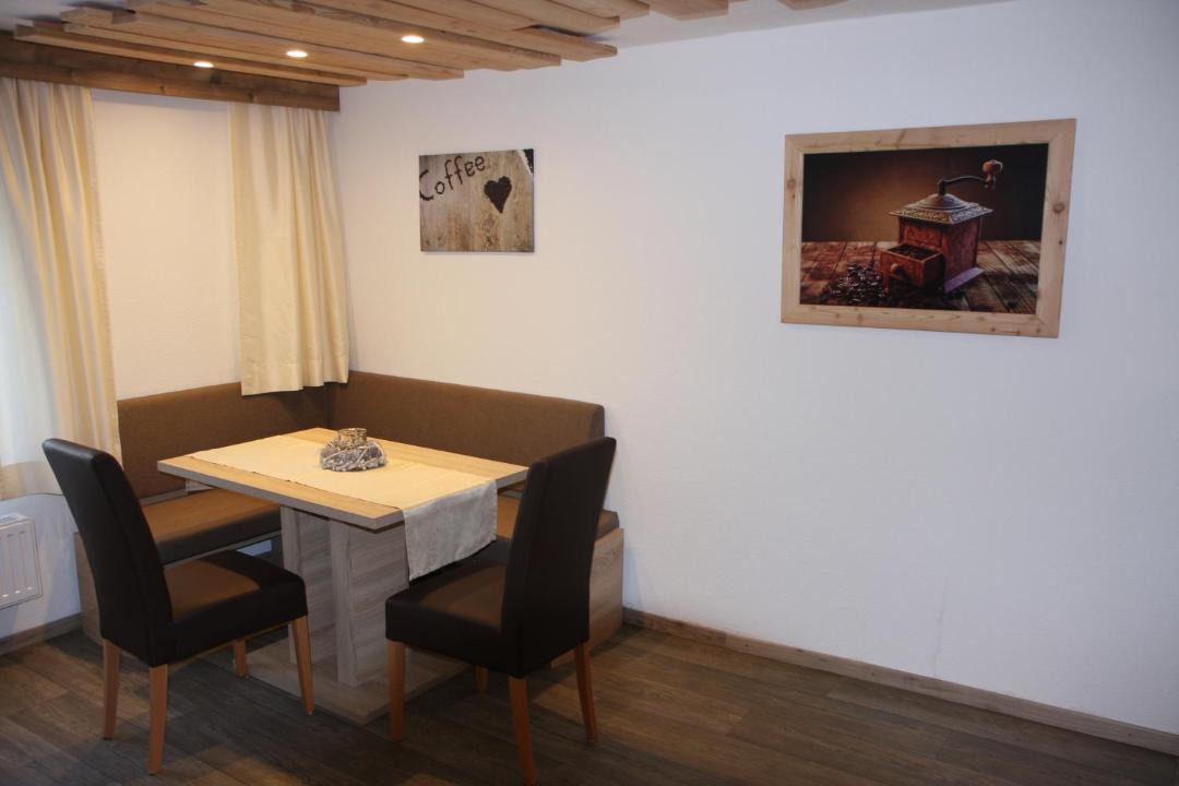Photo of Others in Feichten