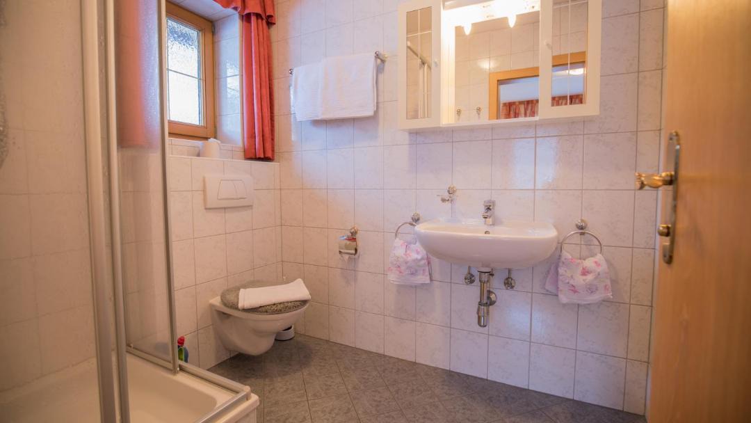 Photo of Bathroom in Volderau