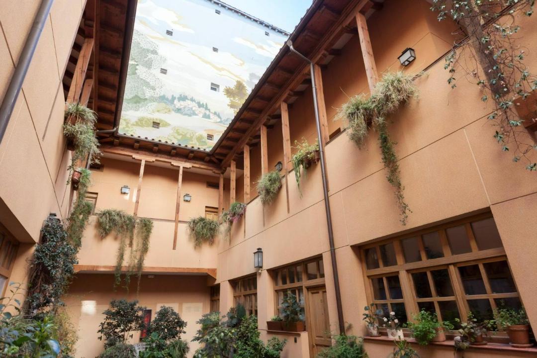 Photo of Others in Palacio