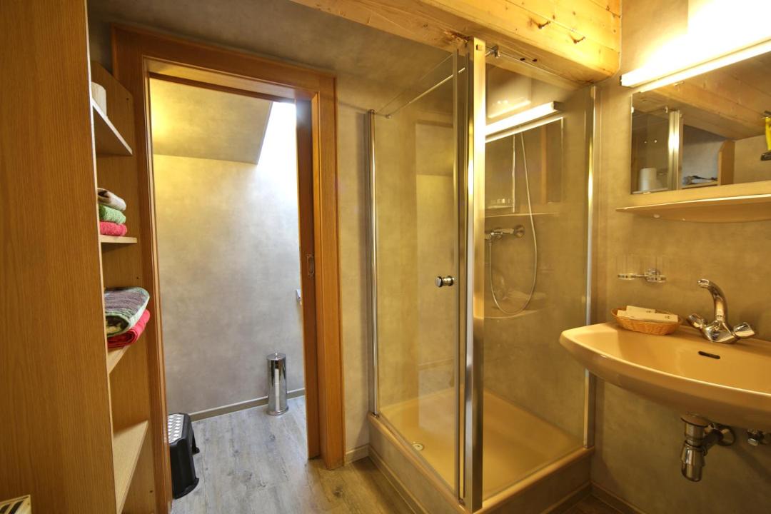 Photo of Bathroom in Obertilliach