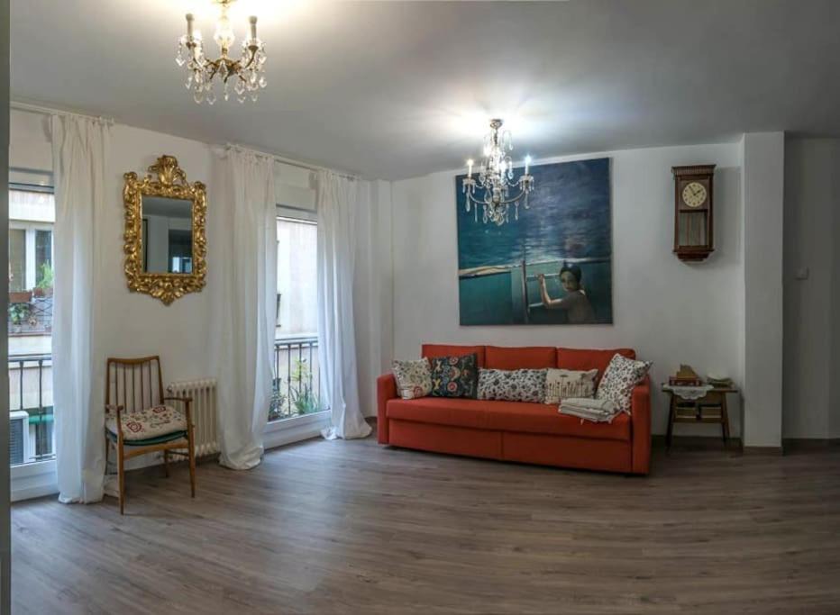 Photo of Livingroom in Embajadores