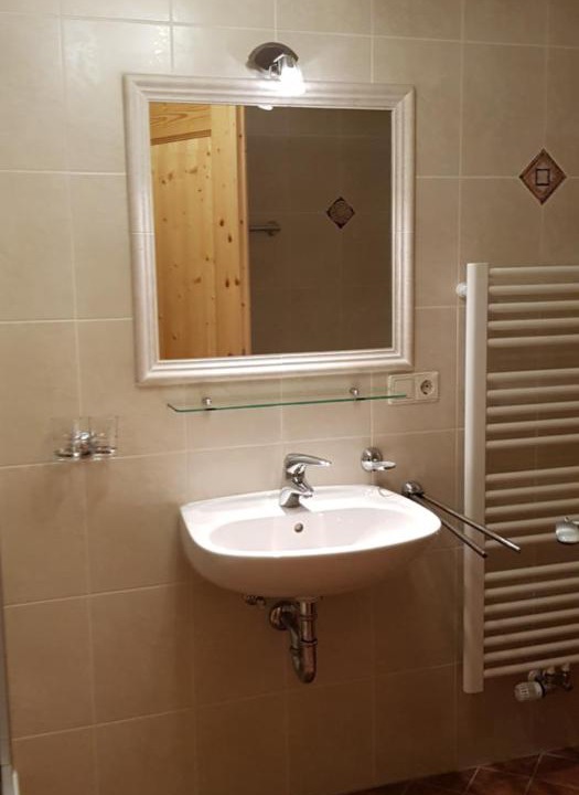 Photo of Bathroom in Groissenbach