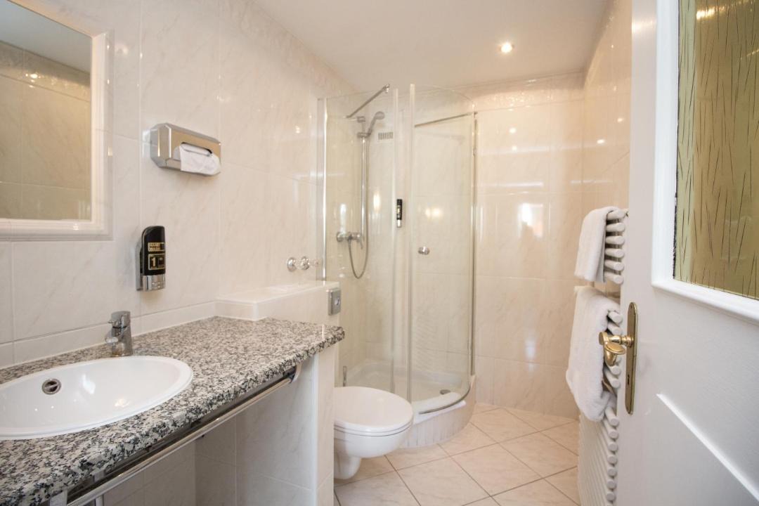 Photo of Bathroom in Tutzing