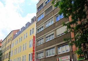 Hotel S16
