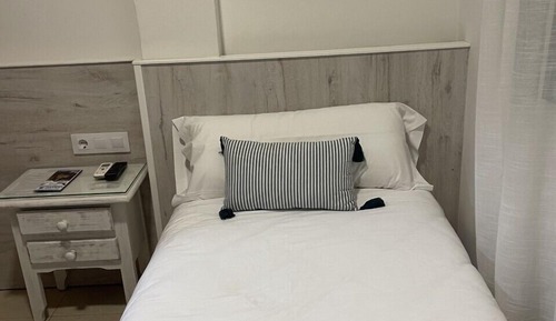 Basic Single Room
